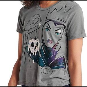Disneys Evil Queen Poison apple 4x NWT Tee